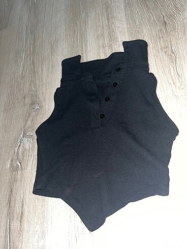 düğmeli crop