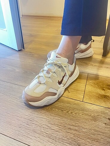 40,5 Beden Nike tech hera