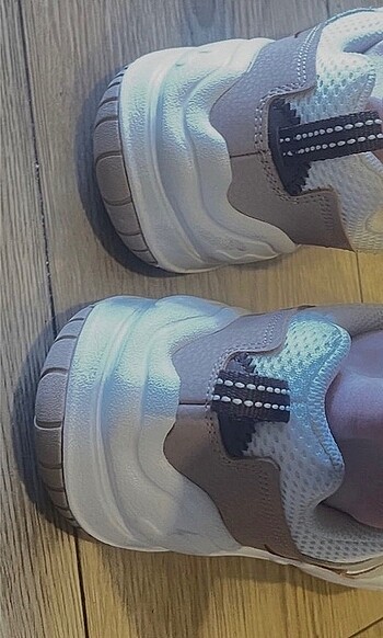 40,5 Beden camel Renk Nike tech hera