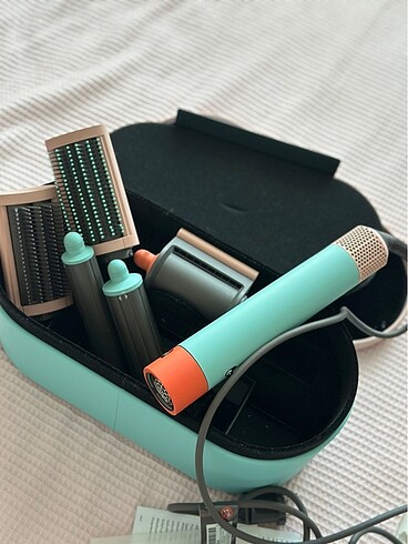 Beden Dyson Airwrap Ceramic Pop