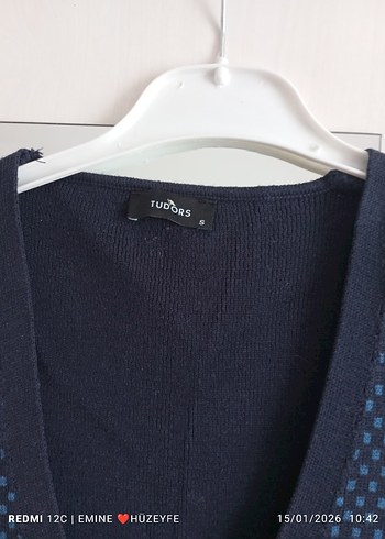 Düğmeli V Yaka Erkek Triko Yelek - Görsel 3