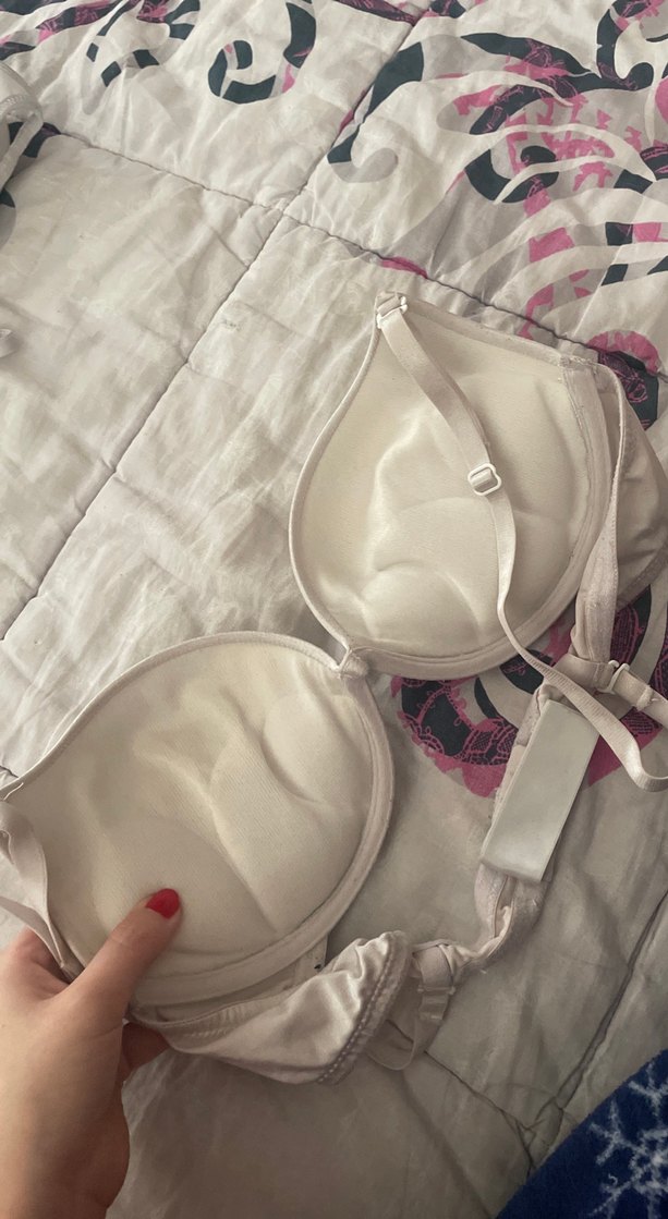 Beyaz Sütyen - Görsel 2