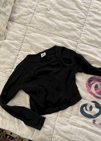 Uzun Kollu Siyah Keten Bluz - Görsel 3