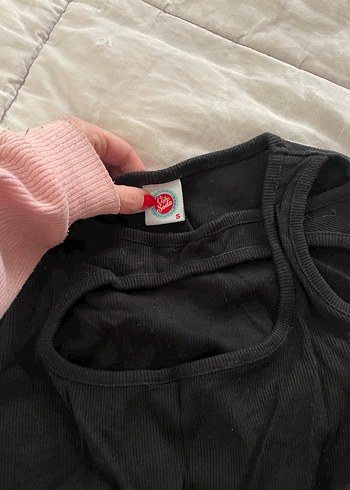 Uzun Kollu Siyah Keten Bluz - Görsel 2