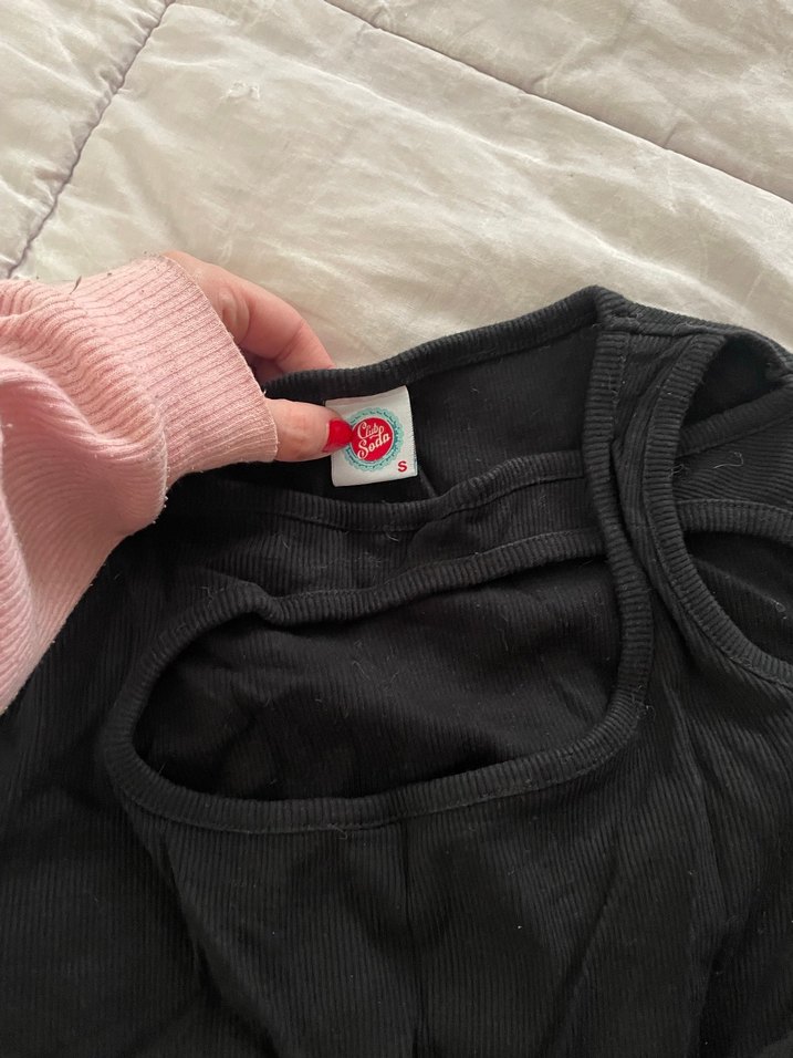 Uzun Kollu Siyah Keten Bluz - Görsel 2