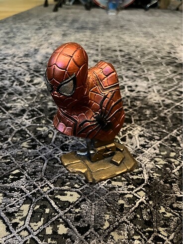 Spider man figürü