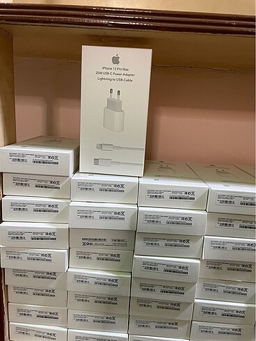 iPhone şarj makinesi