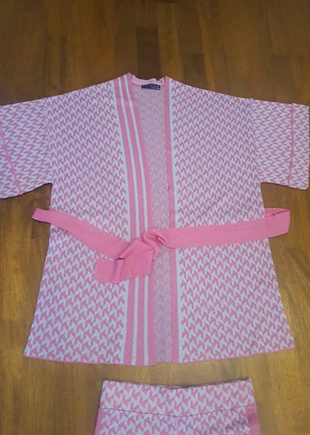 JOINUS MARKAPembe Desenli Kısa Triko Kimono Takım