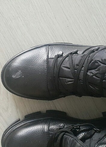 Siyah renkli kışlık elle marka bot. - Görsel 5