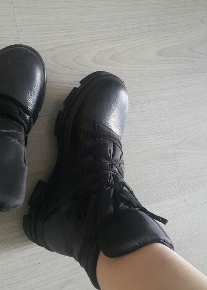 Siyah renkli kışlık elle marka bot. - Görsel 3