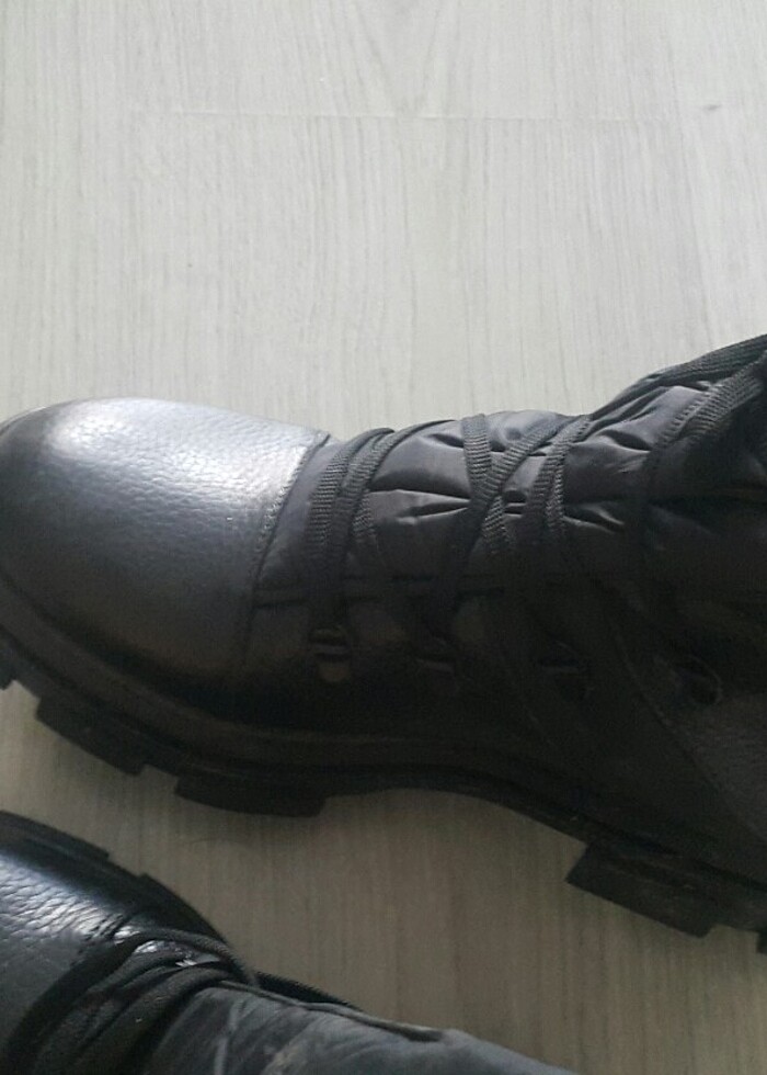 Siyah renkli kışlık elle marka bot. - Görsel 4