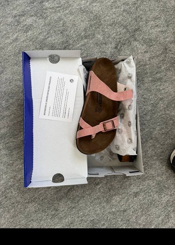 Birkenstock Pembe Süet Tokalı Kadın Terlik