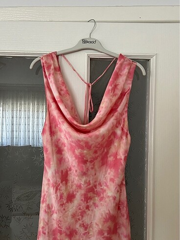 Zara Zara saten elbise