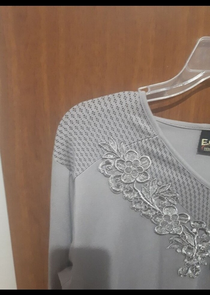 Yaka detaylı bluz  - Görsel 4