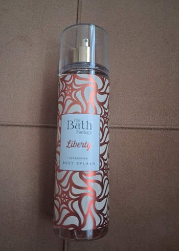 The Bath Factory Liberty vücut sprey+duş jeli - Görsel 5