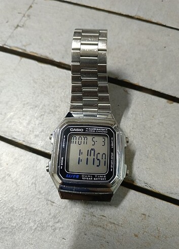 Casio erkek kol saati
