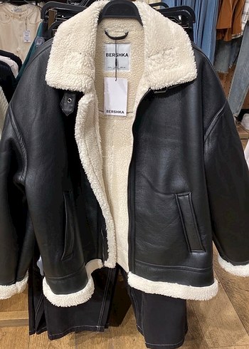 Bershka l