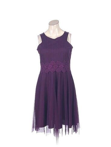 PreLoved Kısa Elbise %70 İndirimli.