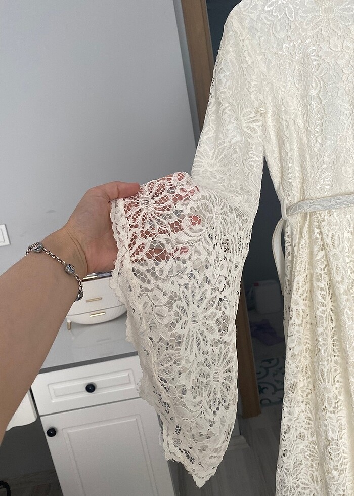 Beyaz elbise - Görsel 2