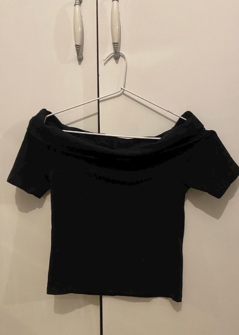 Siyah V Yaka Kısa Kollu Kadın Tişört - Görsel 2