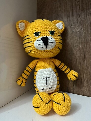 Arı Amigurumi kaplan