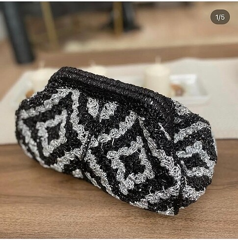 İPEKYOL MODEL BURSLU ÇANTA
