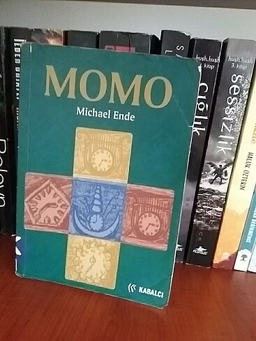 Momo.