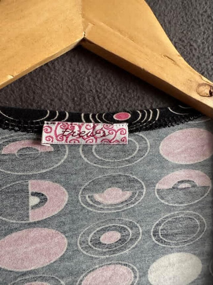 Uzun Kollu, V Yakalı, Düğmeli Kız Bolero - Görsel 2