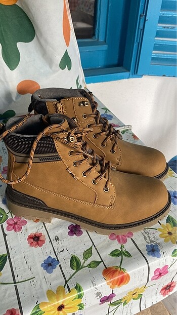 Bata marka etıketlı yurtdısından alındı