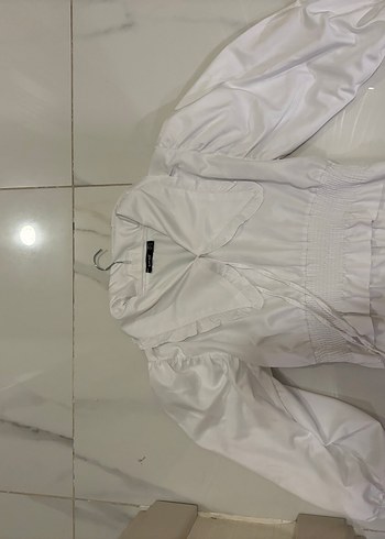 Fırfırlı Yakalı Beyaz Kadın gömlek - Görsel 2