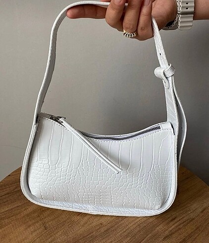 Bershka Kroko çanta