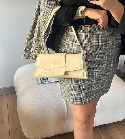 Zara Geniş baget çanta