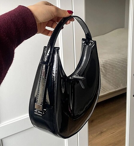 Zara Siyah baget çanta