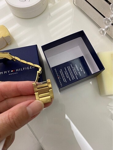 Beden altın Renk Tommy hilfiger saat