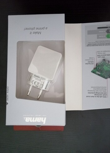 Hama 20 W USB-C Şarj Adaptörü 