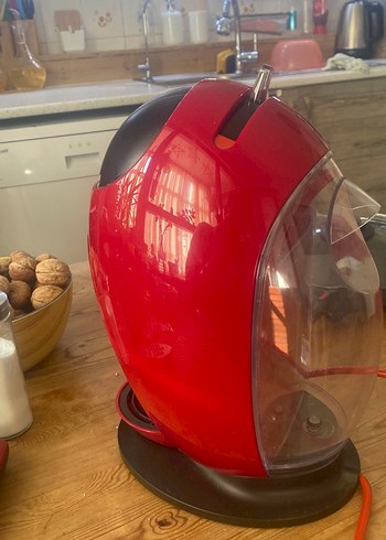 Kırmızı Nescafé Dolce Gusto Kahve Makinesi - Görsel 2