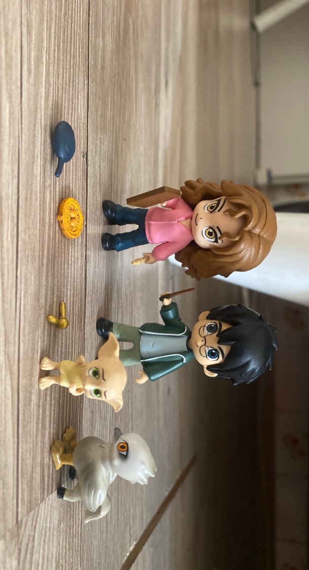 Harry potter ve helmıone figürü kapsül seri3 - Görsel 3