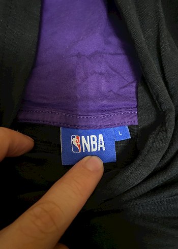 Erkek Kapüşonlu Kısa Kollu Los Angeles Lakers Tişört - Görsel 2