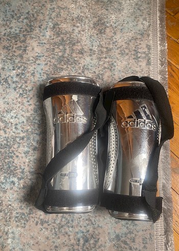 Adidas Metal Gri Futbol Dizligi