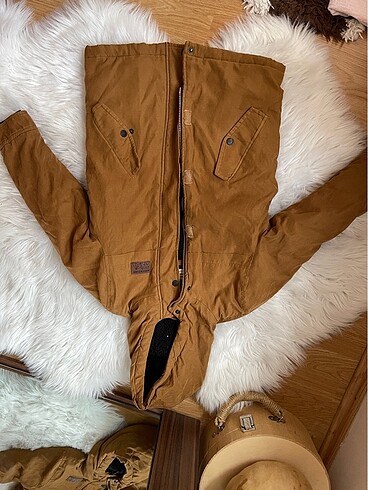 8 Yaş Beden camel Renk LCW erkek çocuk mont
