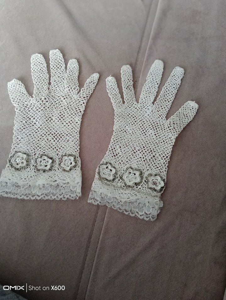 Dantel Detaylı Beyaz Örgü Kadın Eldiveni - Görsel 5