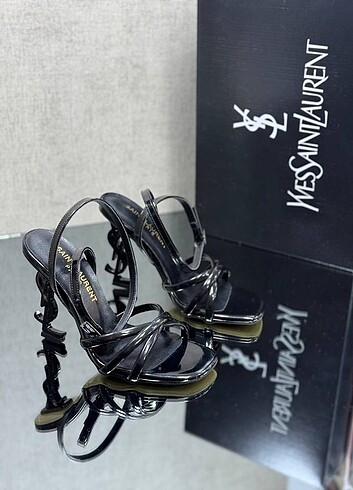 Yves Saint Laurent New Collection from YSL Prices: - Shoes :Sizes: 36 / 37 / 38