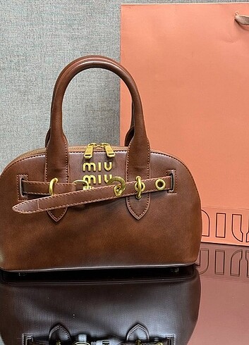 Miu Miu NEW MODEL | MIU MIU ? Dimensions: ? Width: 28cm ? ? Heigh