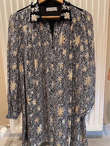 Zara Zara kadife yakalı gold altın işlemeli mini elbise