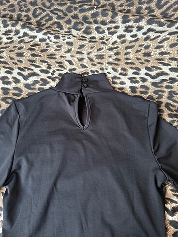 l Beden uzun kollu bodysuit