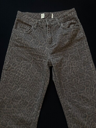 Diğer leopar desenli jean