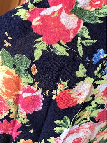 38 Beden çeşitli Renk Pologarage çiçekli bluz