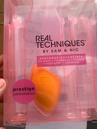 MAC Real techniques turuncu açılı sünger