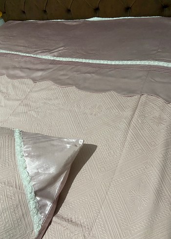 Nakışlı pudra pembe Yatak Örtüsü - Görsel 9