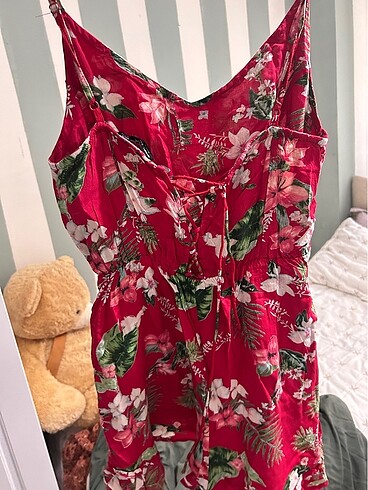 Bershka Çiçekli tulum